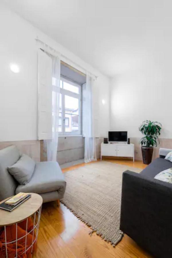 Formosa Apartment With Free Parking And Historic Charm! Porto Bagian luar foto