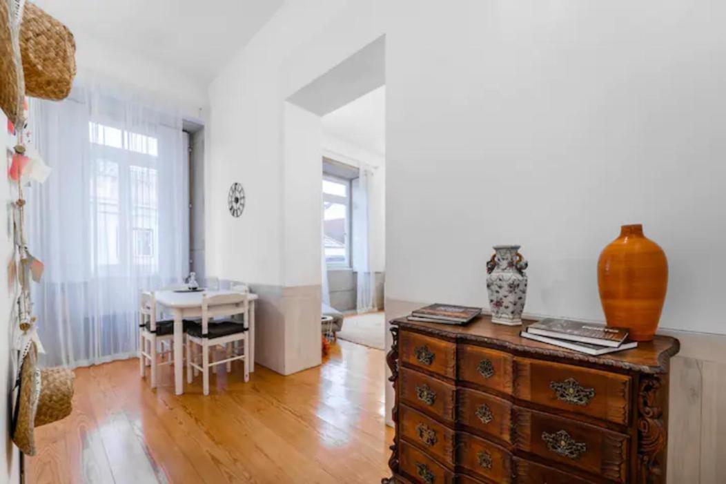 Formosa Apartment With Free Parking And Historic Charm! Porto Bagian luar foto