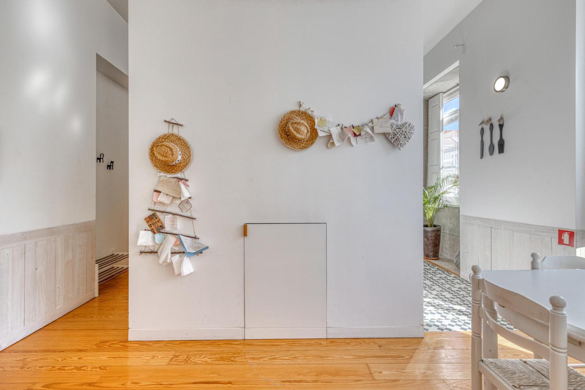 Formosa Apartment With Free Parking And Historic Charm! Porto Bagian luar foto